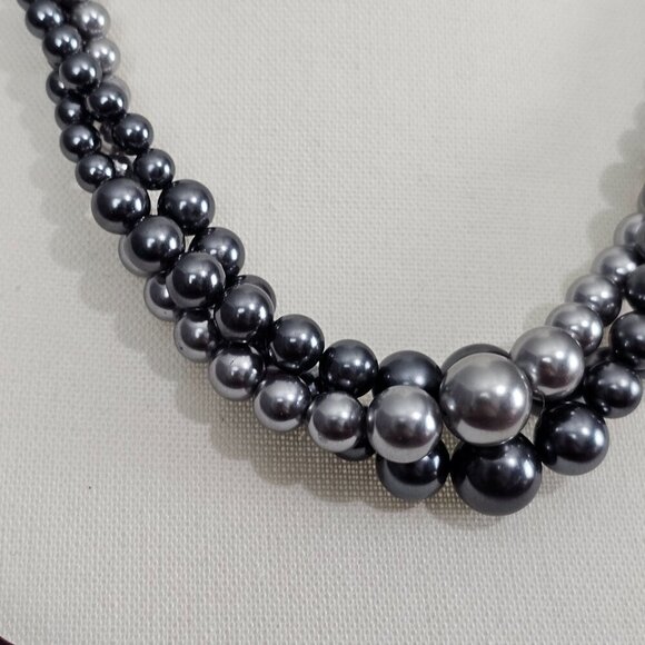RMN Roman Co Vintage Multi Strand Twist Gray And Silver Beaded Chunky Necklace - Picture 2 of 7